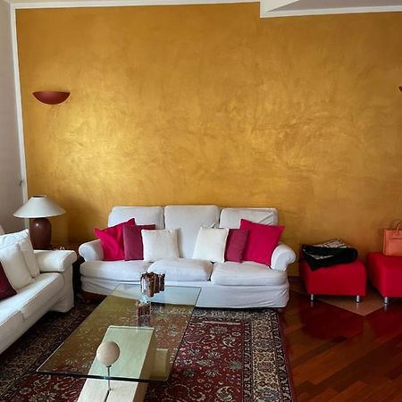 Zen Apartment Located In Turin Pre Hill Exterior photo